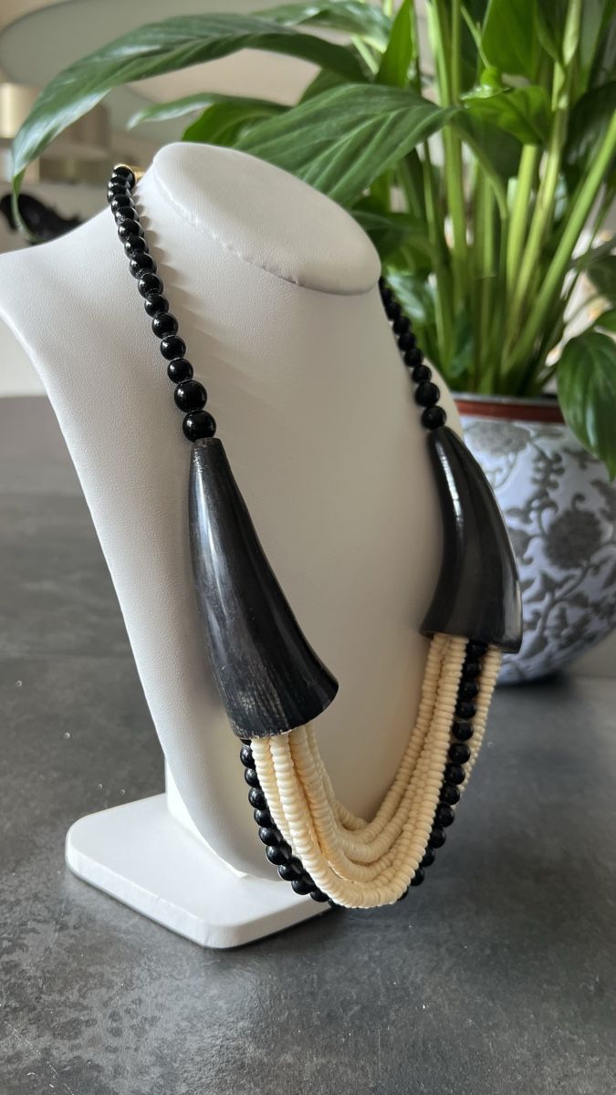 Ketten: Collier ethnique corne – Gebraucht aus Nyon von stylevintage79 2