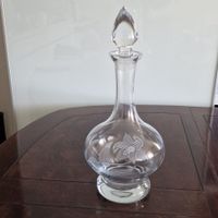 Dekorative Vintage-Karaffe mit Blumenmuster, aus Kristallgla