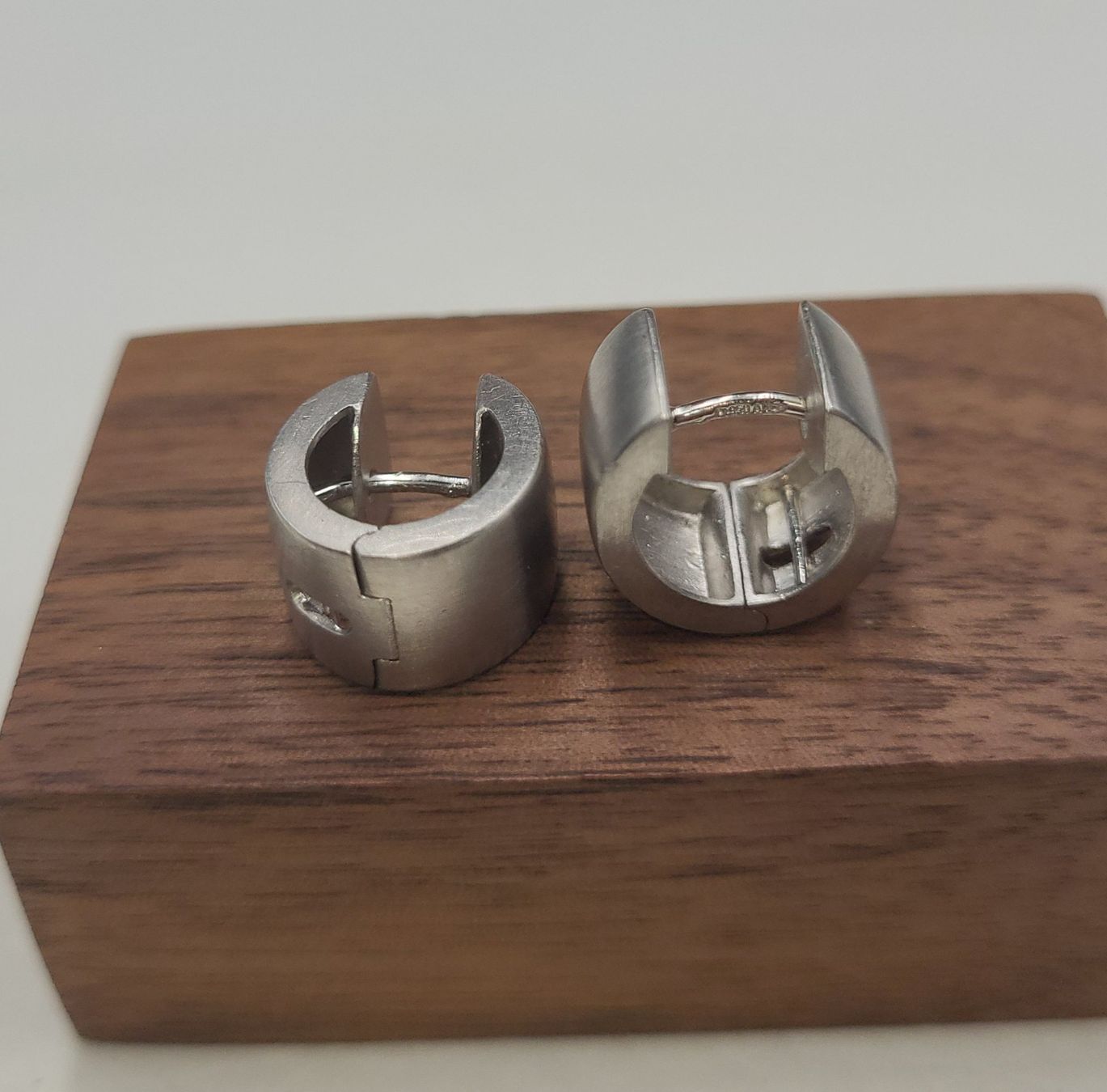 Ohrringe & -stecker: Massiv Platin 950 Ohrringe – Gebraucht aus Wald ZH von Dasilver 3