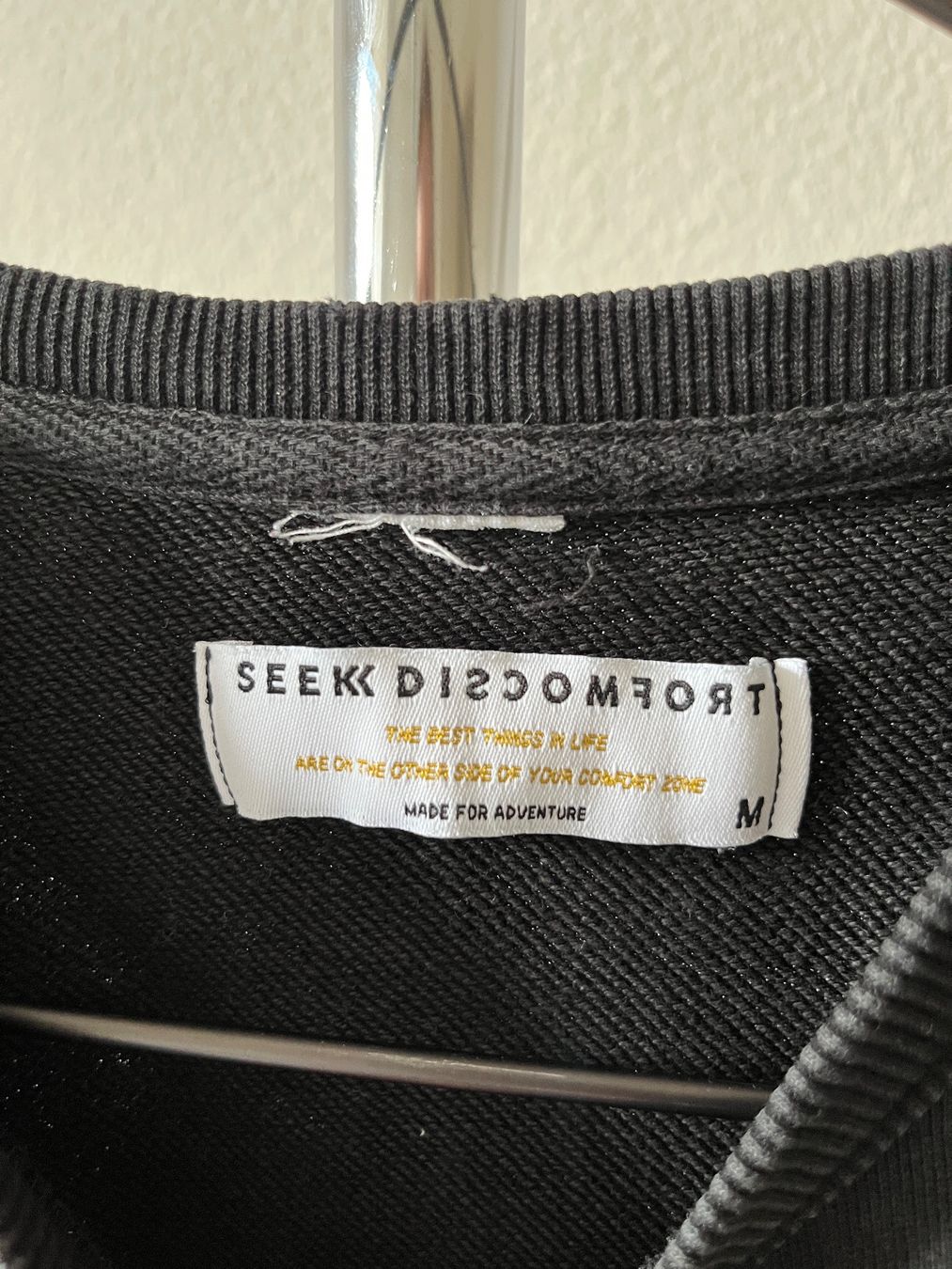 Pullover & Sweatshirts: Sweatshirt / Pullover Seek Discomfort von Yes Theory – Gebraucht aus Zürich von flelisa 2
