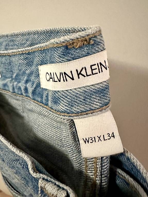 Calvin Klein Jeans: Calvin Klein Jeans – Nuovo e nell'imballaggio originale da Urtenen-Schönbühl venduto da t00one 1