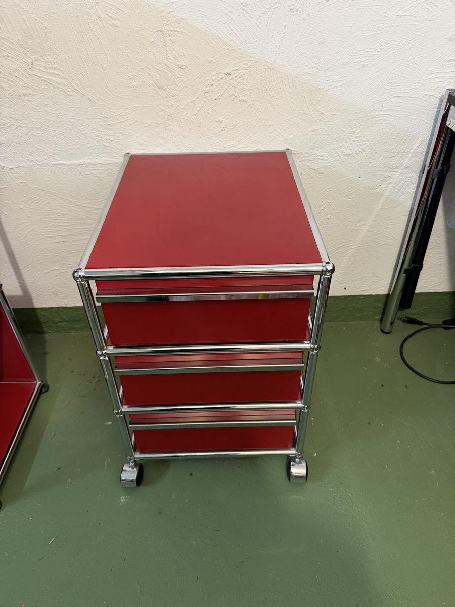 USM Banconi: USM HALLER Roll Container Nr 147 – Usato da Effretikon venduto da Effi0111 1