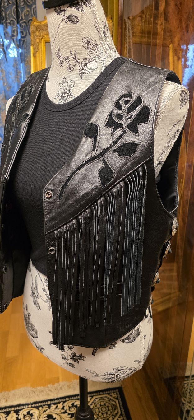 Gilet & Giacche senza maniche: Vintage Biker Lederweste, Damen – Usato da Kaufdorf venduto da Nati-Nati 1