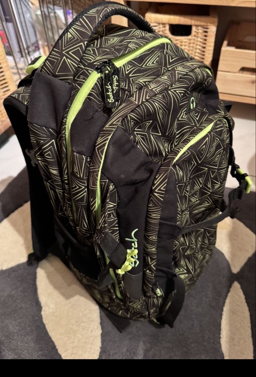 Satch Kindertaschen: Satch Schulrucksack schwarz neongelb guter Zustand – Gebraucht aus Schneisingen von Snaggy 4