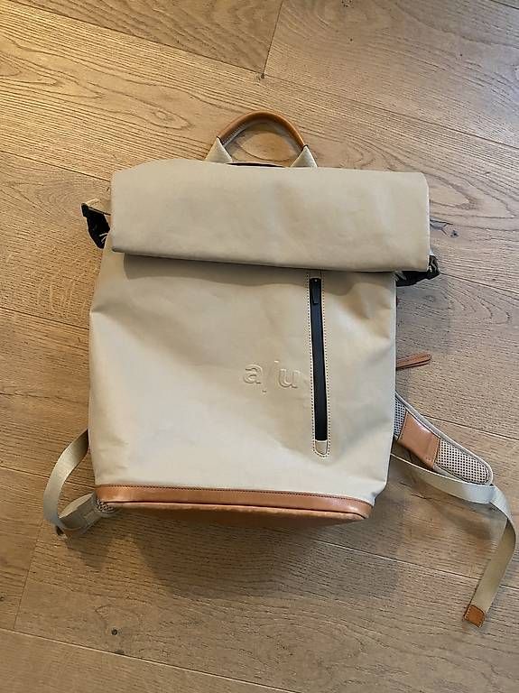 Zaini: Rucksack von aunts and uncles – Usato da Solothurn venduto da BaSiMa2017