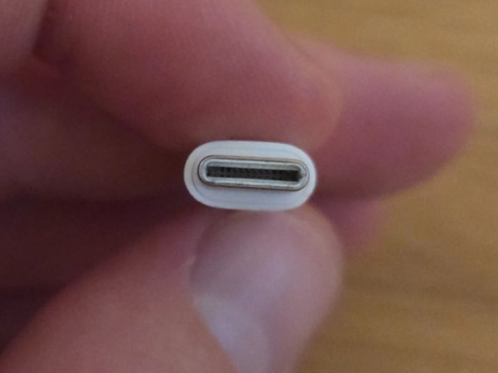 Samsung Lecteurs & Adaptateurs: USB-C auf Klinke Adapter weiss – D'occasion à Winterthur par SilWi 2