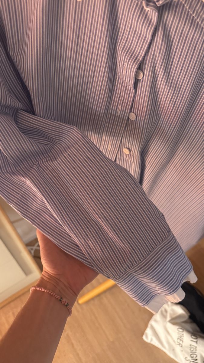 Zara Camicette: Zara Shirt, Blue/White Stripe, Contrast Collar, Size S – Nuovo (secondo la descrizione) da zug venduto da Inaar 1