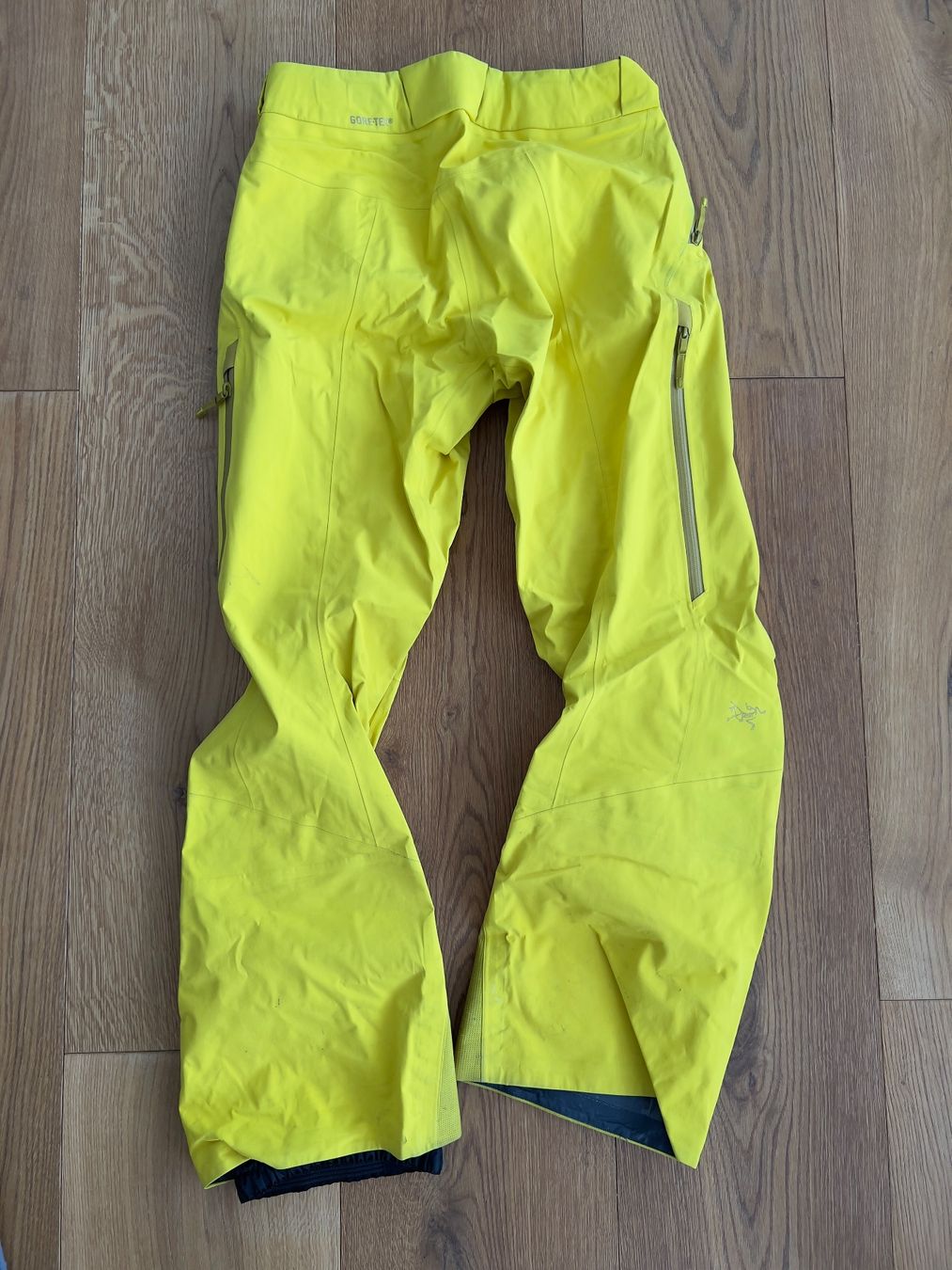Arcteryx Hosen: Arcteryx Gore-Text Skitourenhose Gr. S – Gebraucht aus Sierre von fal_5p7d 2
