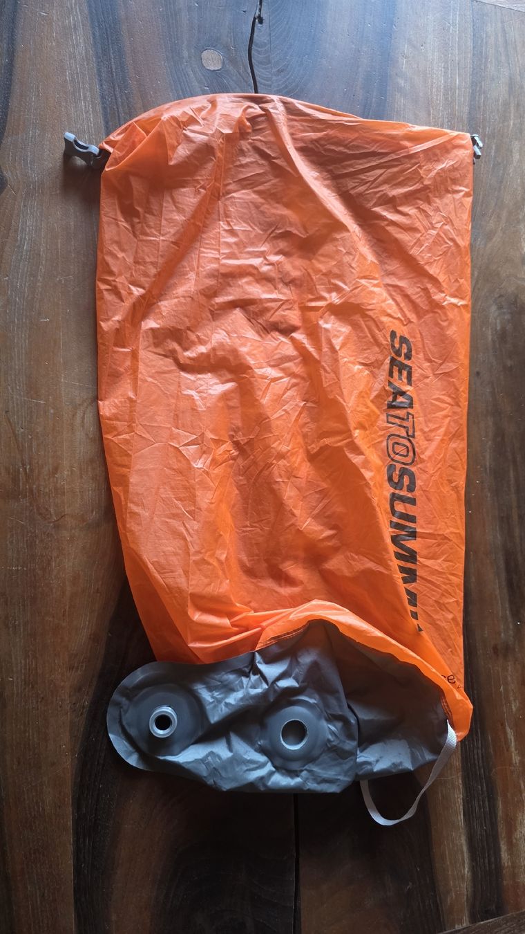 Sea to Summit Cuscini: Sea to Summit Airstream Pump Sack orange – Nuovo (secondo la descrizione) da Bönigen venduto da Spring86 2