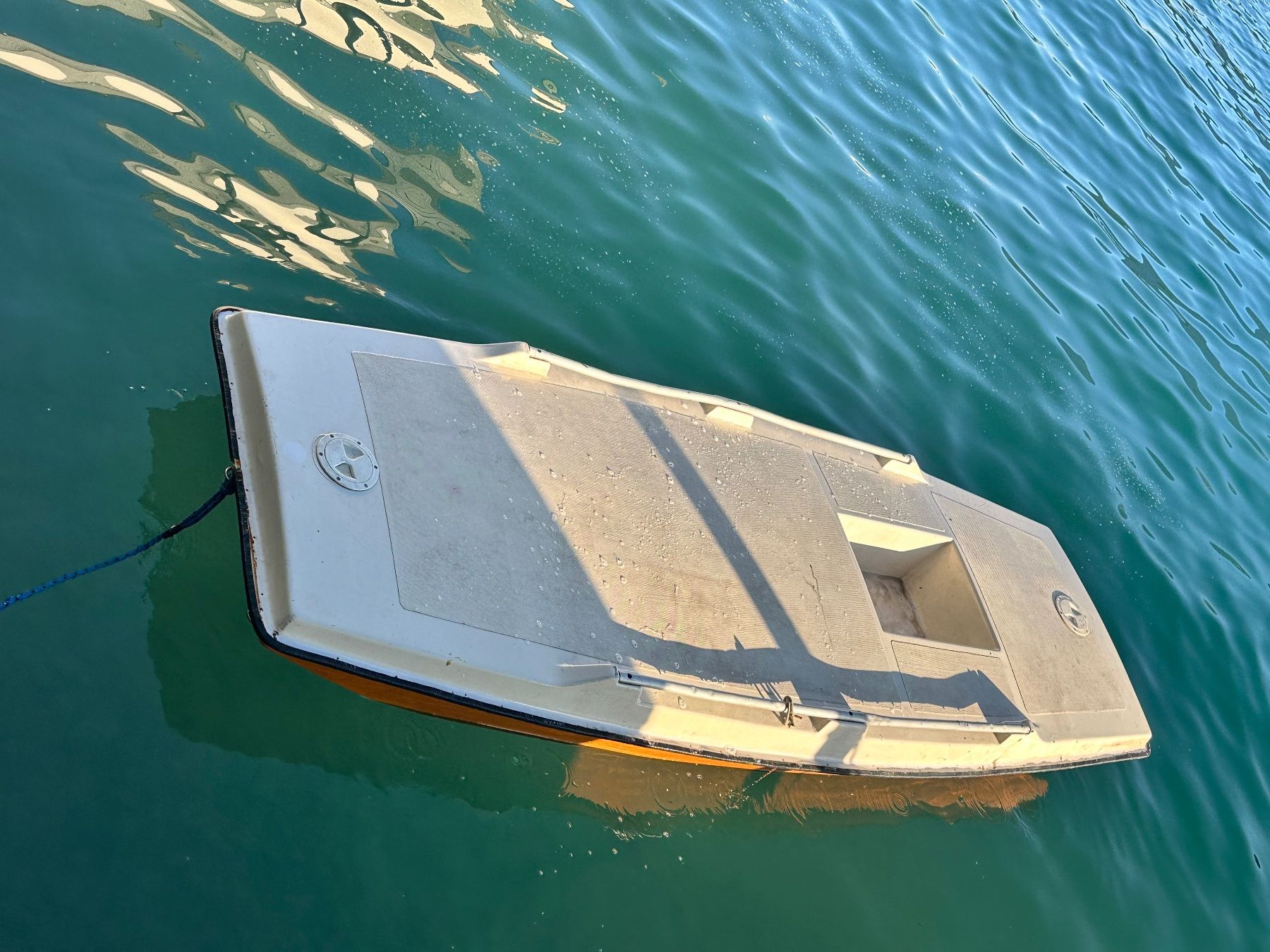 Barche: Klassisches Badeboot/Ruderboot,  weissorange, 3 x 1.15 Meter – Usato da Bern venduto da Popeye1 4