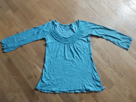 Türkis Langarmshirt mit Raffung Grösse S guter Zustand