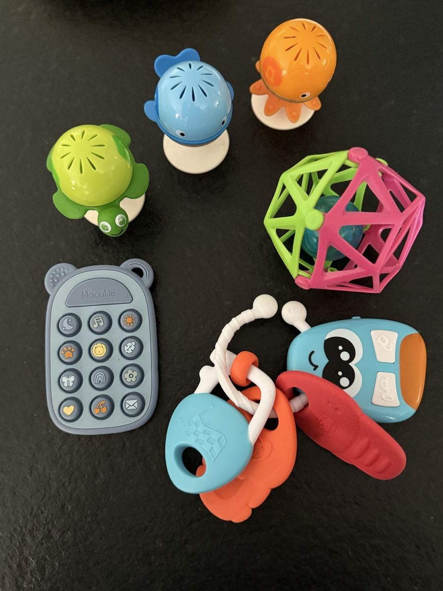 Spielzeuge: Babyspielsachen  – Gebraucht aus Strengelbach von schnaeusel
