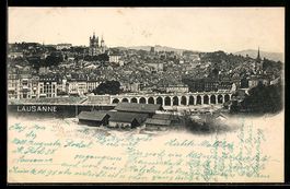 AK Lausanne, Panorama avec cathédrale et viaduc