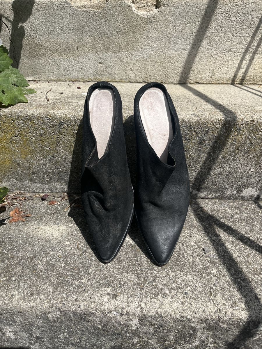Damenschuhe: Spitze Wildleder Mules – Gebraucht aus Bern von Ansc1256 1