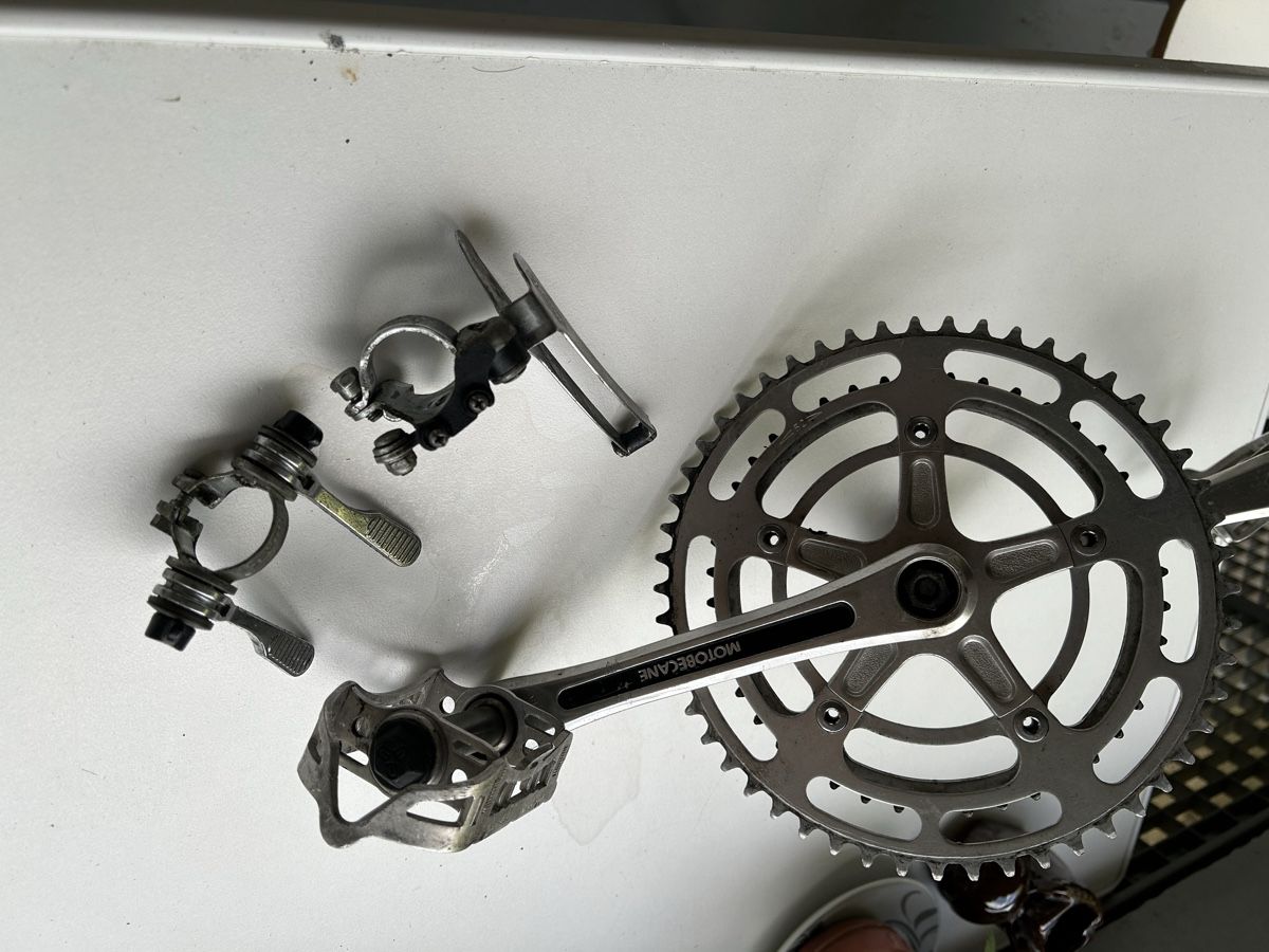 Pièces détachées: kurbel komplet mit trettlager – D'occasion à Egerkingen par G1970B 6