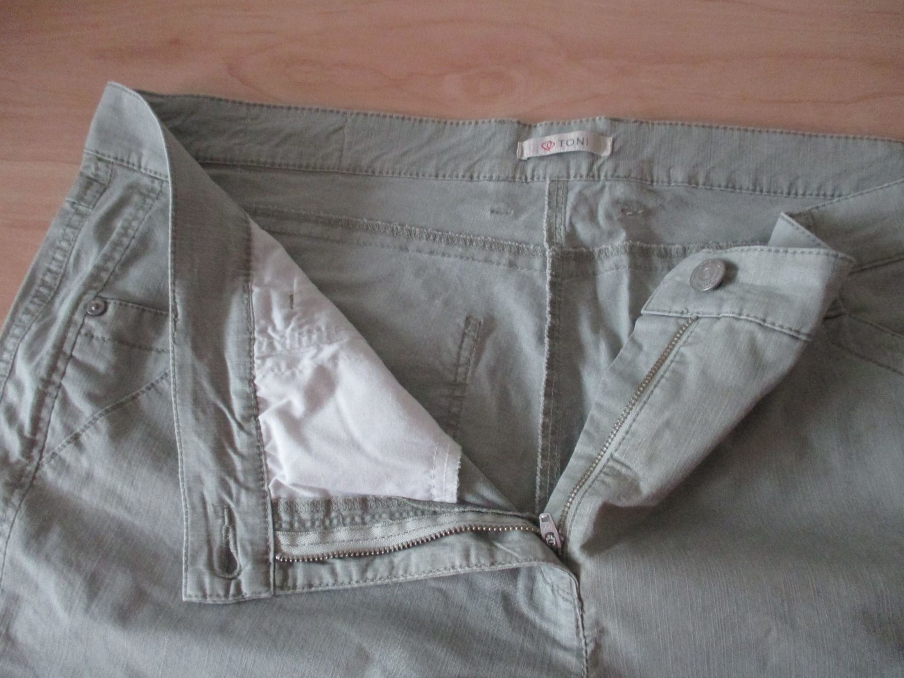 Hosen: Leichte 7/8 Baumwoll Stretch Sommerhose Gr.50 Helles Oliv – Gebraucht aus Winterthur von katzen07 4