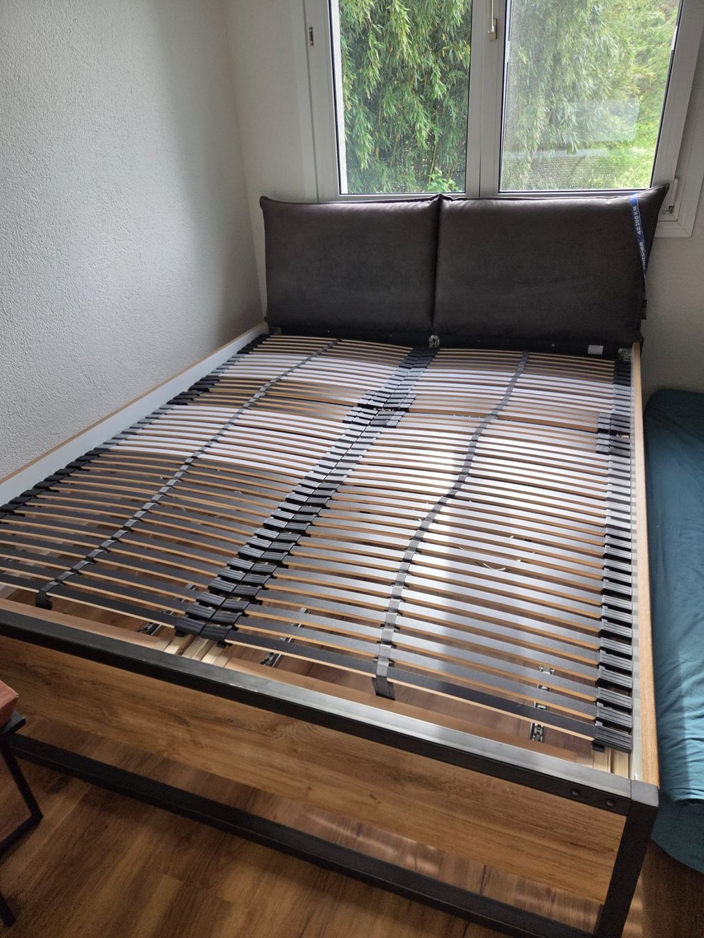 Conforama Letti: Doppelbett mit Lattenrost und Kopfteil – Usato da Birmensdorf ZH venduto da Svetlana_K 1