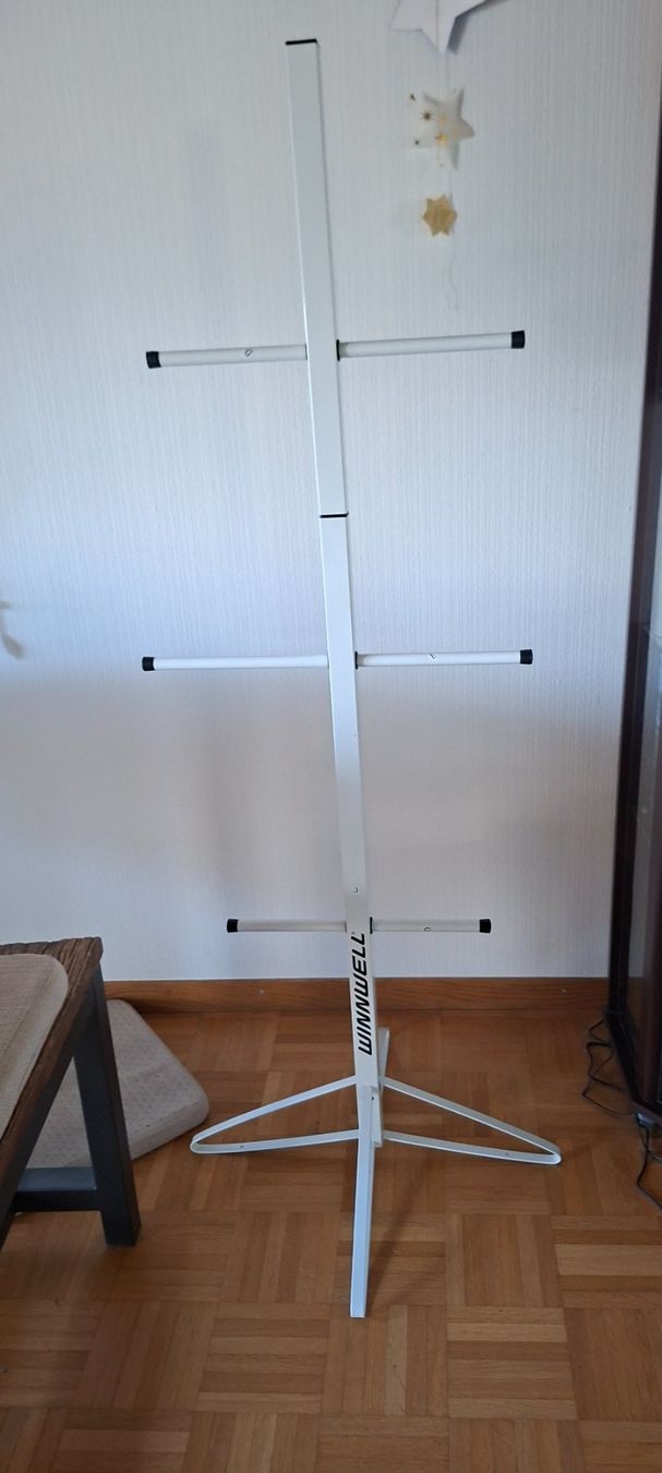 Altro in Decorazioni & Accessori: Winnwell Eishockeyschoner trockner neuwertig! – Usato da Günsberg venduto da ste_qq59
