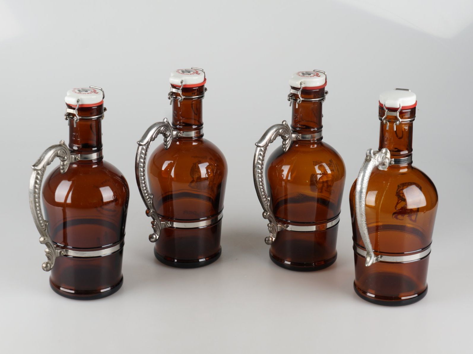 Bicchieri, Caraffe & Bottiglie: 4× Braune Bierflaschen – Usato da Rüti ZH venduto da Restwert_Rueti_ZH 1