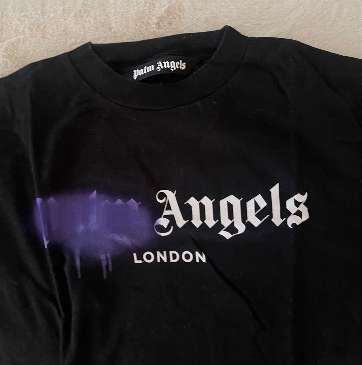 Palm Angels T-shirt: Palm Angels T-Shirt – Usato da Thayngen venduto da lagrb 1