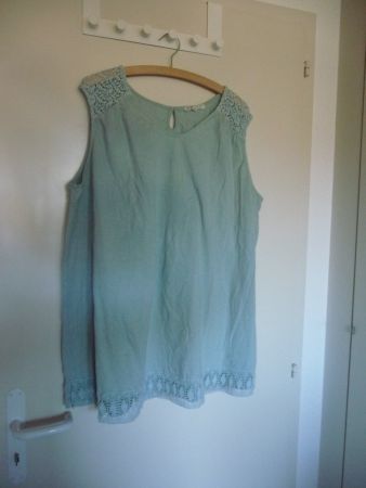 Sommerliches Shirt in Mint mit Spitze, Grösse 58/60 Ulla Pop