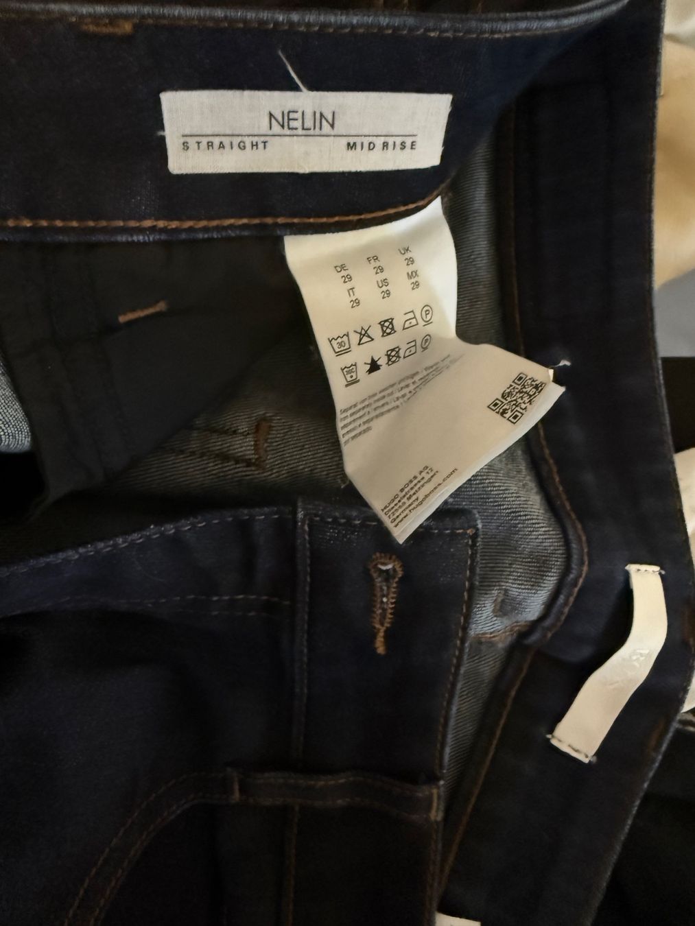 Hugo Boss Kleiderpakete: Jean en Hugo Boss – Gebraucht aus Gimel von fan_8tvc 2