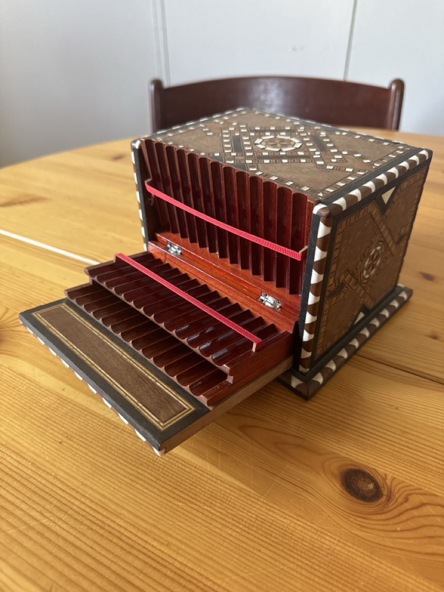 Altri Prodotti per fumatori: Boite à cigarettes marqueterie bois  – Usato da Vésenaz venduto da Angela.C3 6