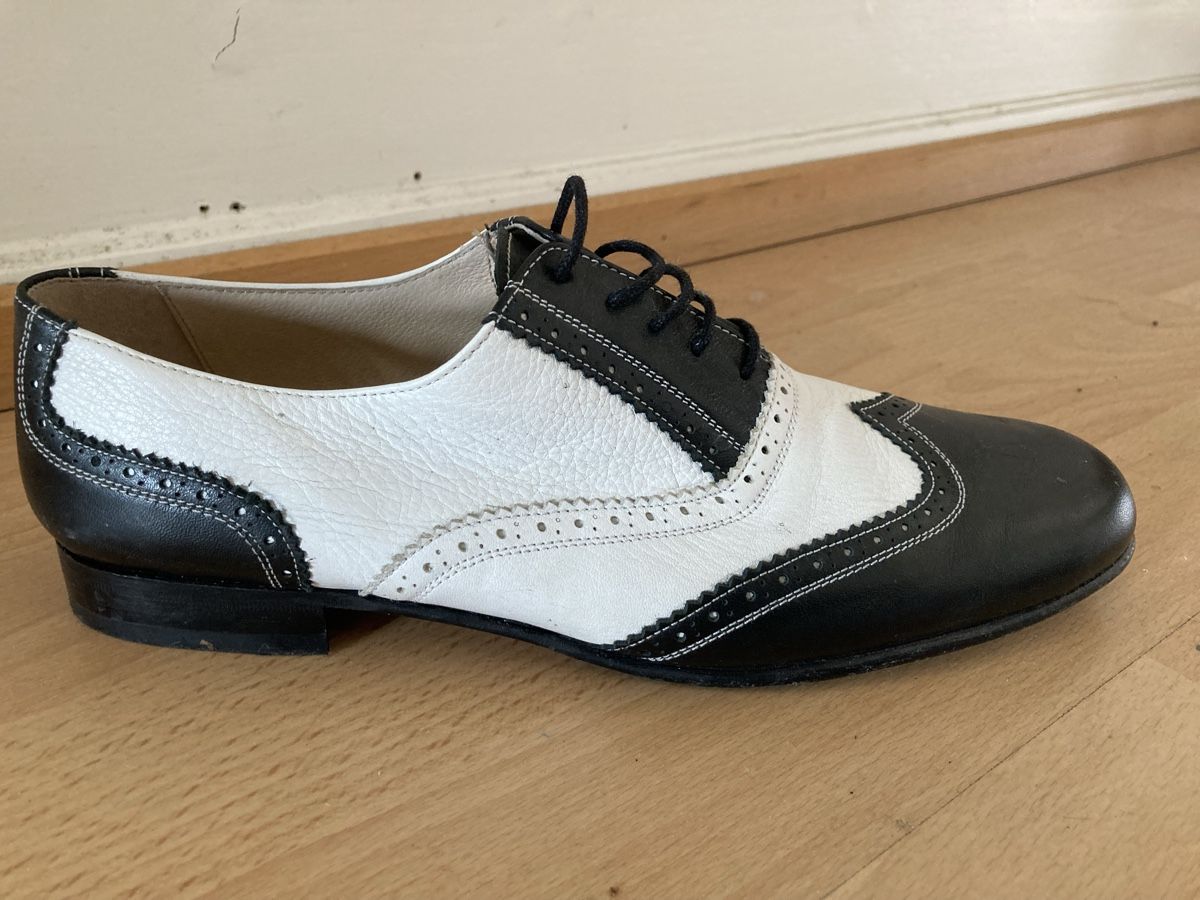 Herrenschuhe: Leder Halbschuhe gr 40 – Gebraucht aus Basel von Myriam3 3