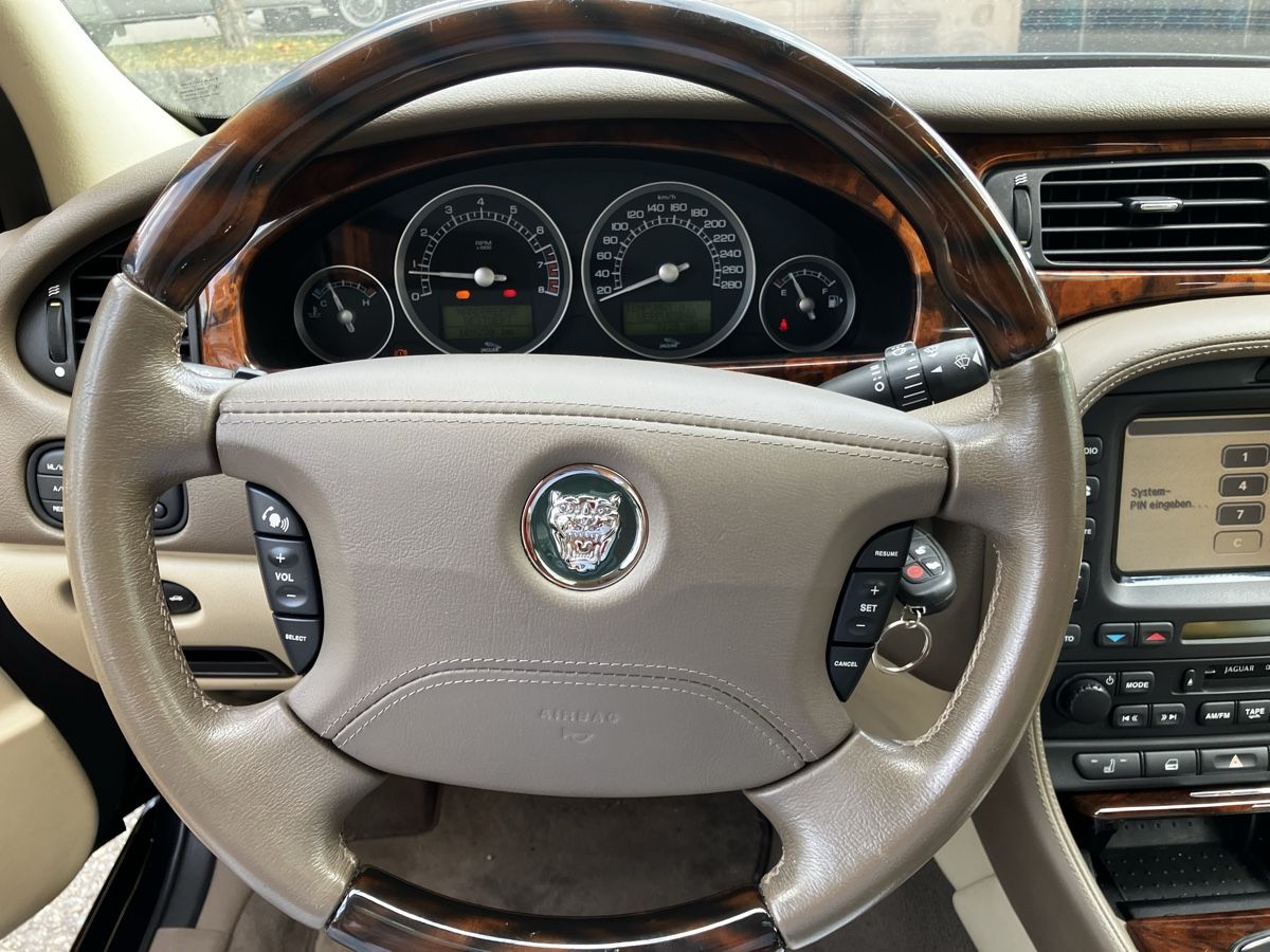 Jaguar Automobili: Jaguar S-Type 3.0 V6 – Difettoso da Uster venduto da Burrli3 5