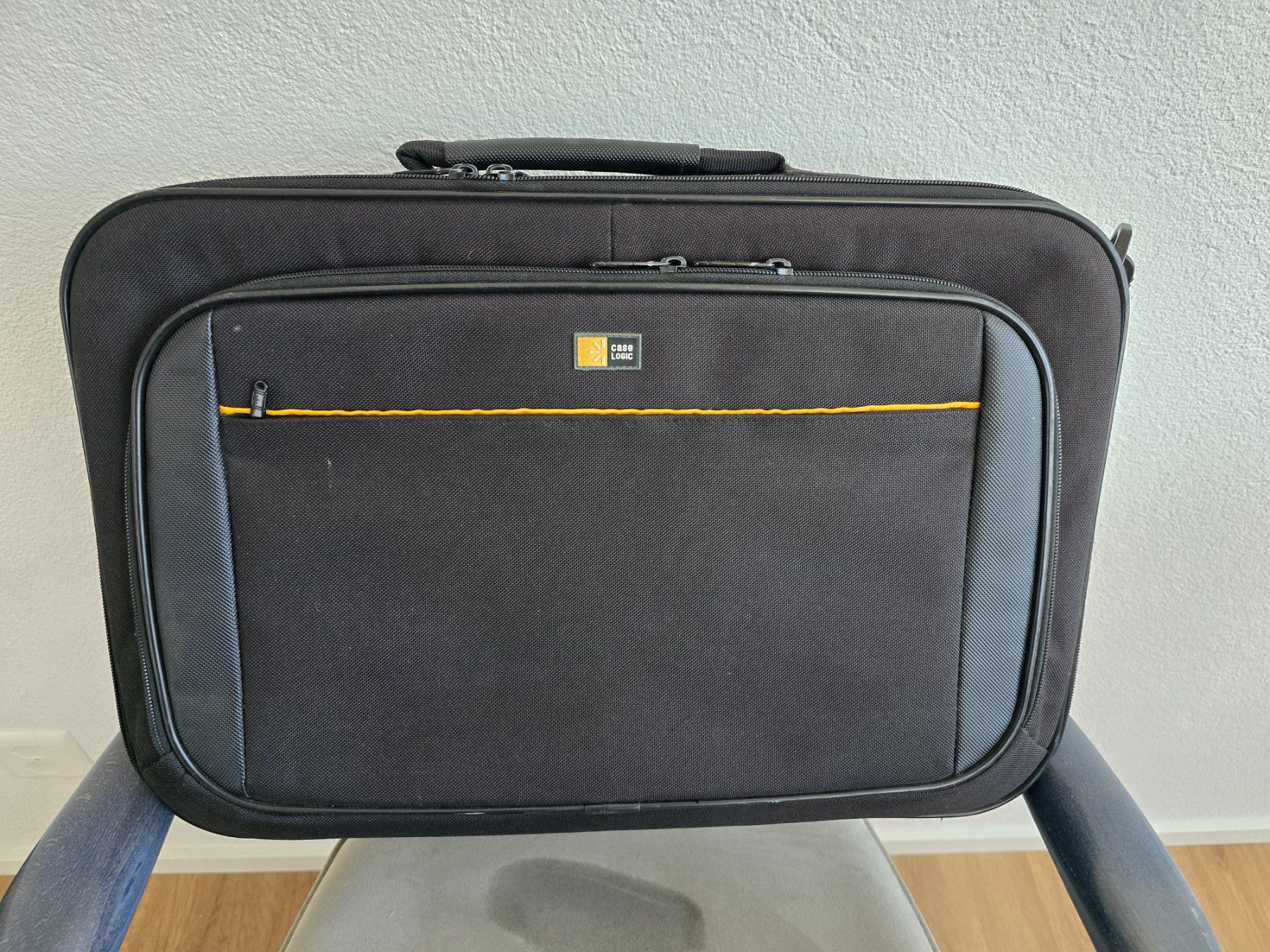 Borse: Laptoptasche CASE LOGIC schwarz – Nuovo (secondo la descrizione) da Rorschacherberg venduto da Scharfeegge