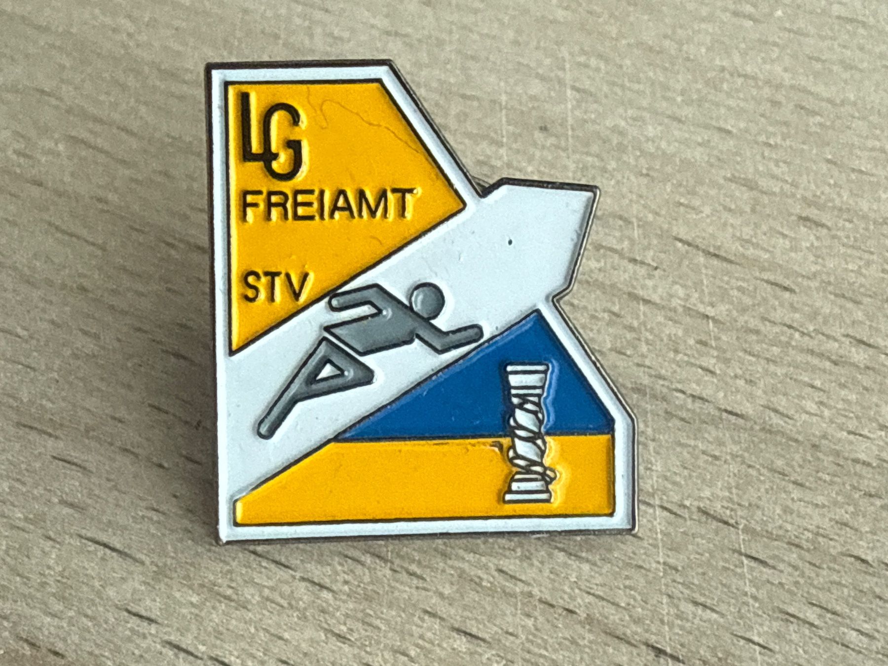 Placchette & Badge: Pin LG Freiamt STV – Usato da Glattbrugg venduto da Schweigmatt