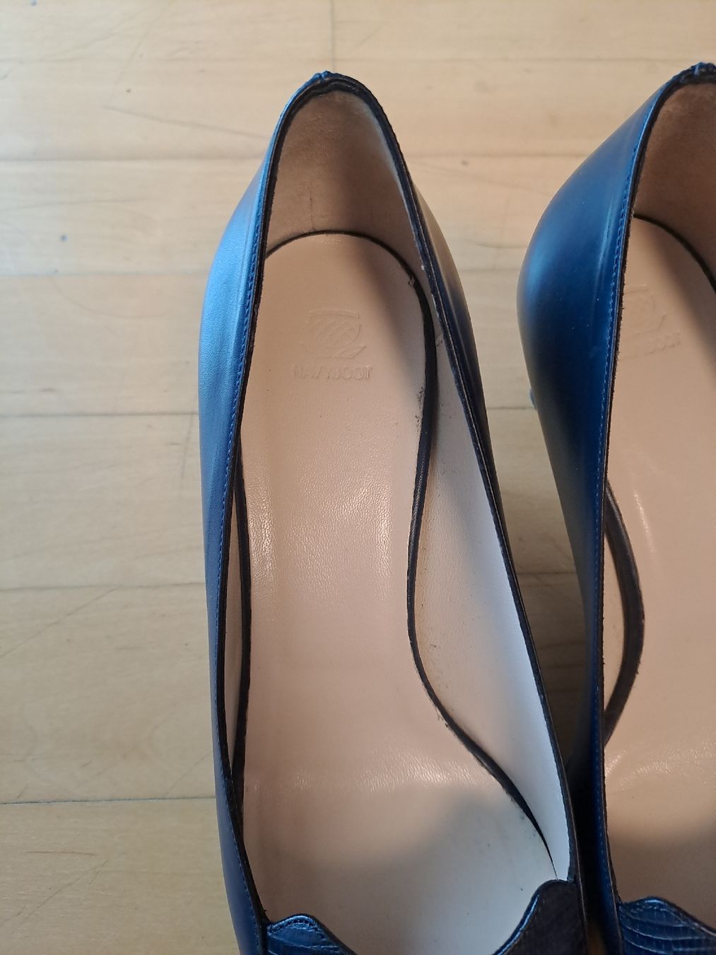 Navyboot Scarpe da donna: Navyboot echtleder blau Absatzschuhe Grösse 36.5 – Nuovo (secondo la descrizione) da Baar venduto da pha_x8y7 7