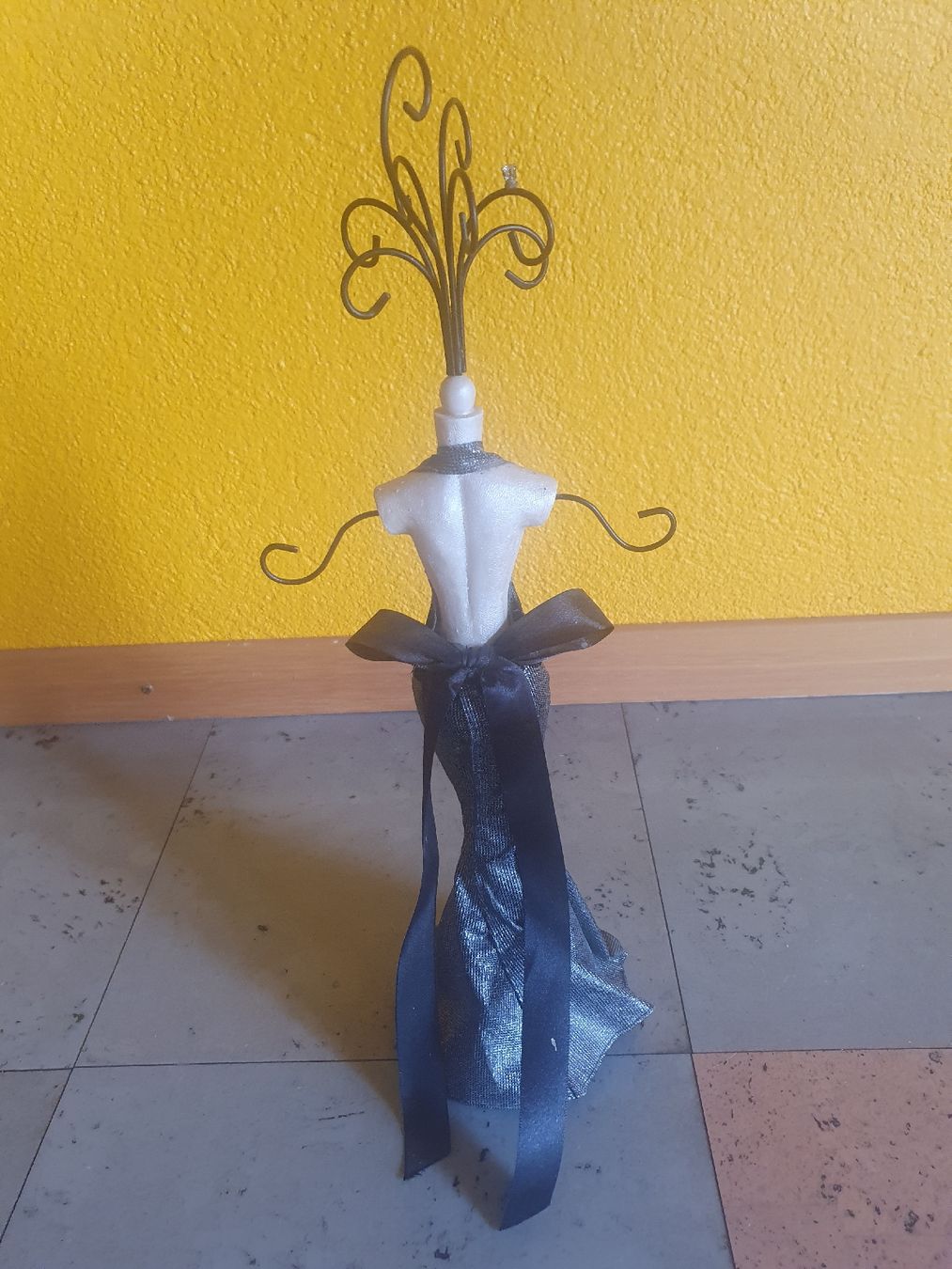 Schmuckkästen: Schmuckständer Puppe – Gebraucht aus Moosseedorf von Sonnenschein.. 3