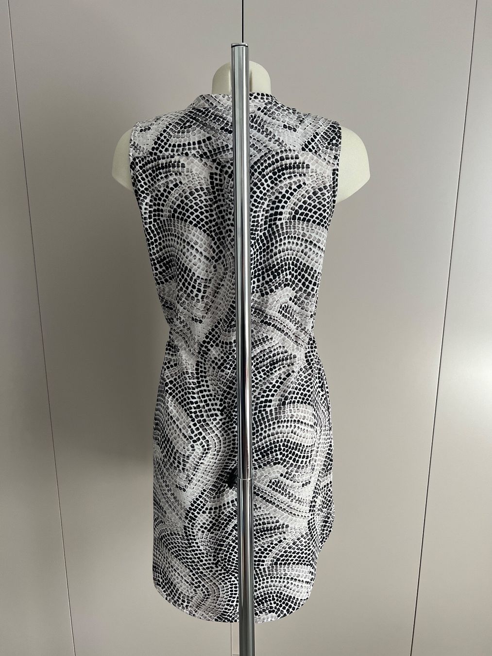 H&M Kleider: H&M summer dress - size 36 – Gebraucht aus Cama von UnleashdByAna 1