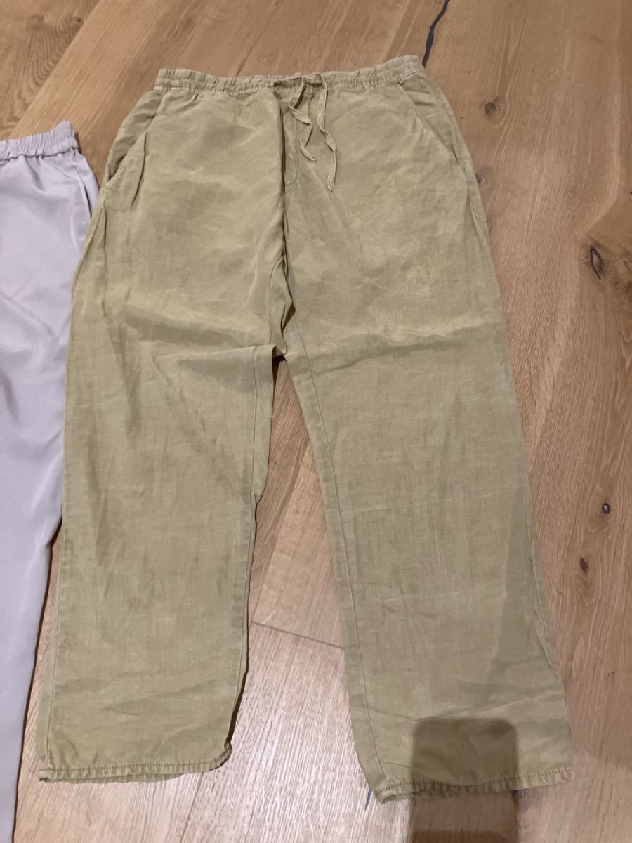 Zara Pantaloni: Stoffhosen zara gr M – Usato da Weissbad venduto da Praxedis_P51 2