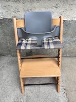 Tripp Trapp Stokke mit Babyset und Kissen guter Zustand