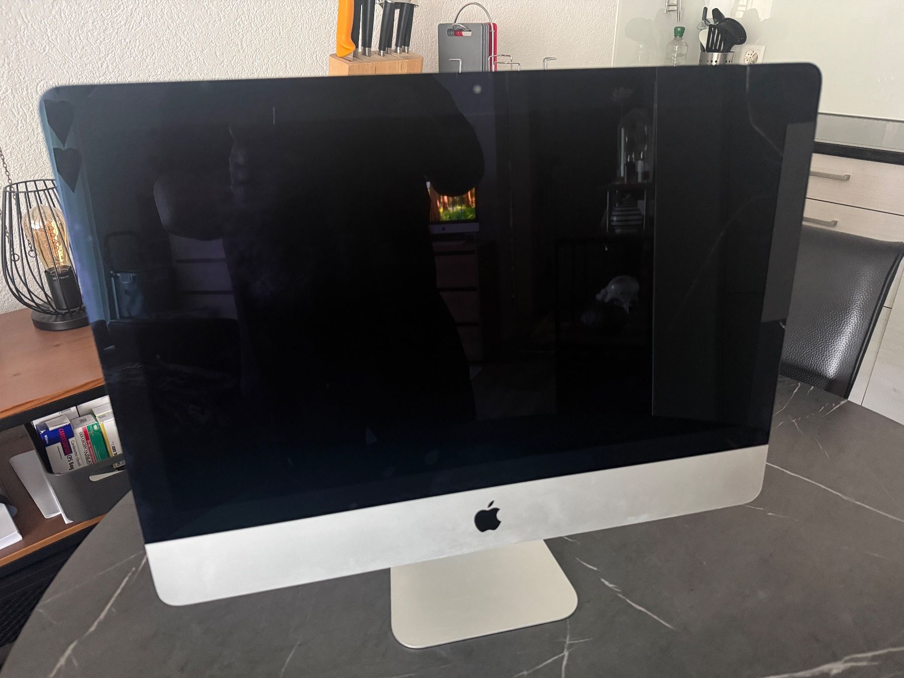 Apple PC: iMac 21.5 - JG. 2013 mit macOS Catalina – Usato da Hausen AG venduto da piccadilly62
