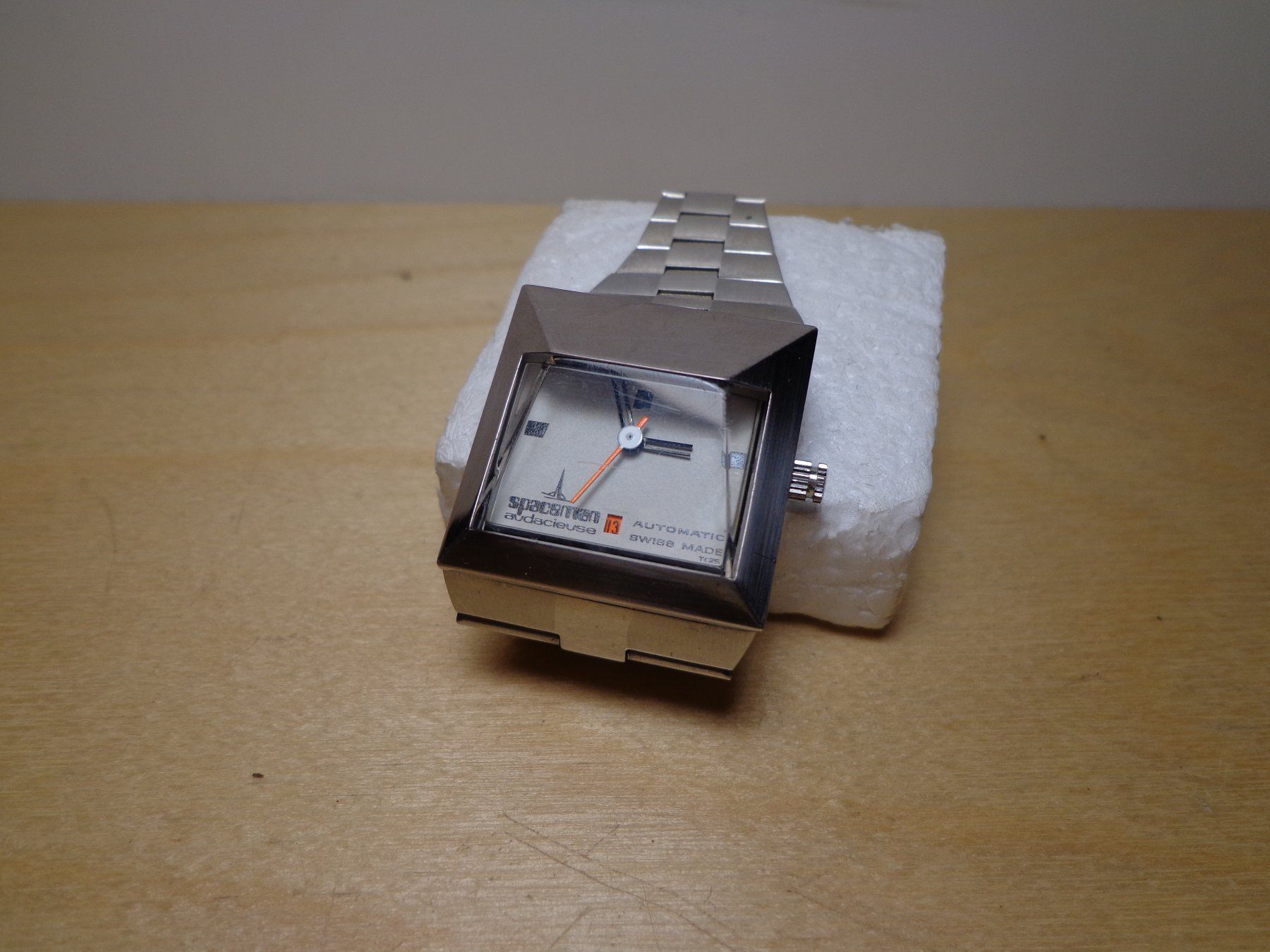 Orologi: Spaceman audacieuse Automatic Swiss Made Uhr – Difettoso da Ligornetto venduto da Faffarel