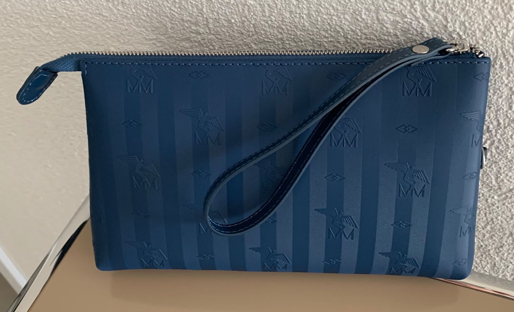 Maison Mollerus Borse da donna: MAISON MOLLERUS Pizol deep blue silber, NEU – Nuovo e nell'imballaggio originale da Mettmenstetten venduto da srca 1