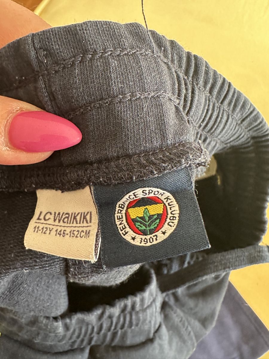 Pantaloni: Trainerhose Fenerbahce – Usato da Münchenstein venduto da egi4142 1
