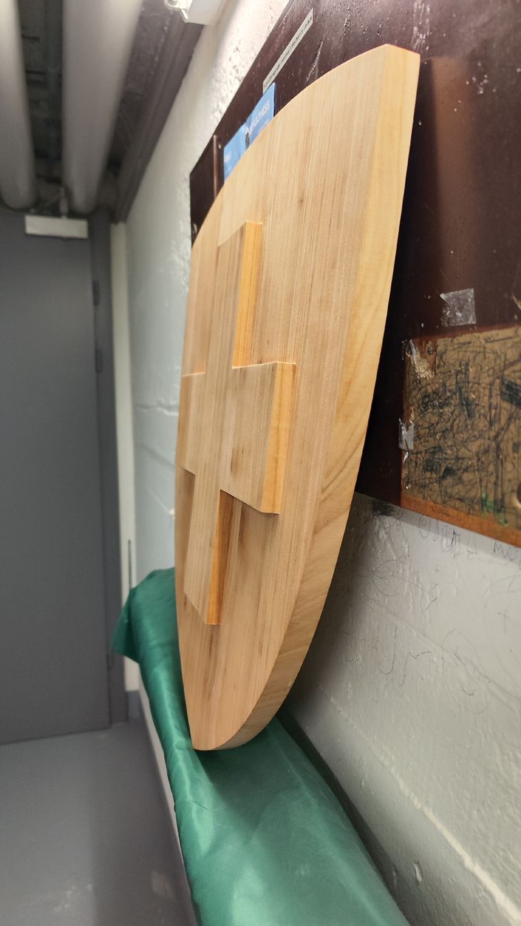 Articoli in legno: Schweizer Wappe 66cm x 60cm aus massivem Kirschholz – Nuovo (secondo la descrizione) da Zürich venduto da turbopuz 5