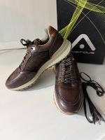 Baskets Ambitious cuir marron taille 45 neuves