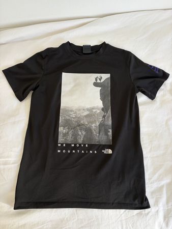 The North Face T-Shirt schwarz mit Print guter Zustand
