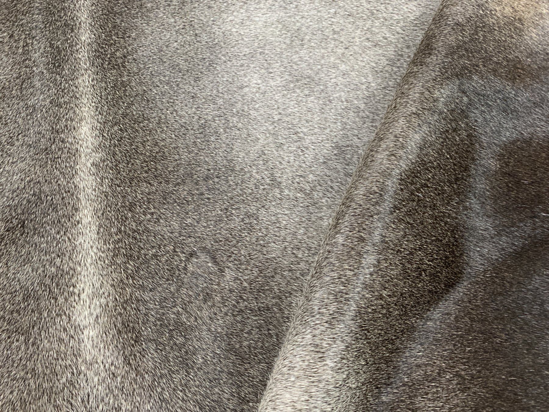 Teppiche: echtes Kuhfell Teppich Grey – Neu und originalverpackt aus Arbedo von patagonialeatherrugs 2