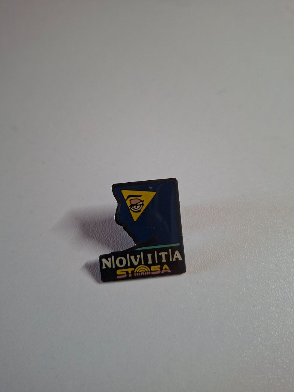 Placchette & Badge: Pin Novita Stosa – Usato da Erlinsbach venduto da pfunky