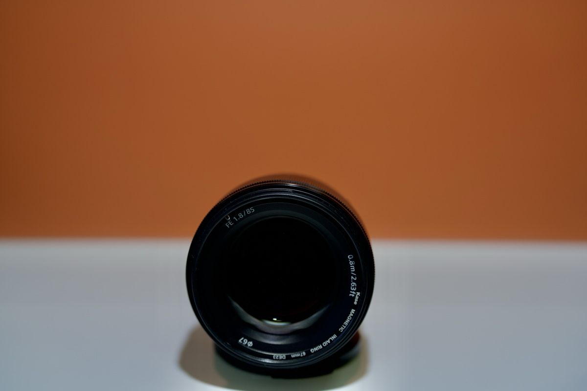 Sony Obiettivi: Sony FE 85mm f/1.8 (Sony E) – Usato da Düdingen venduto da Cyberichie 2
