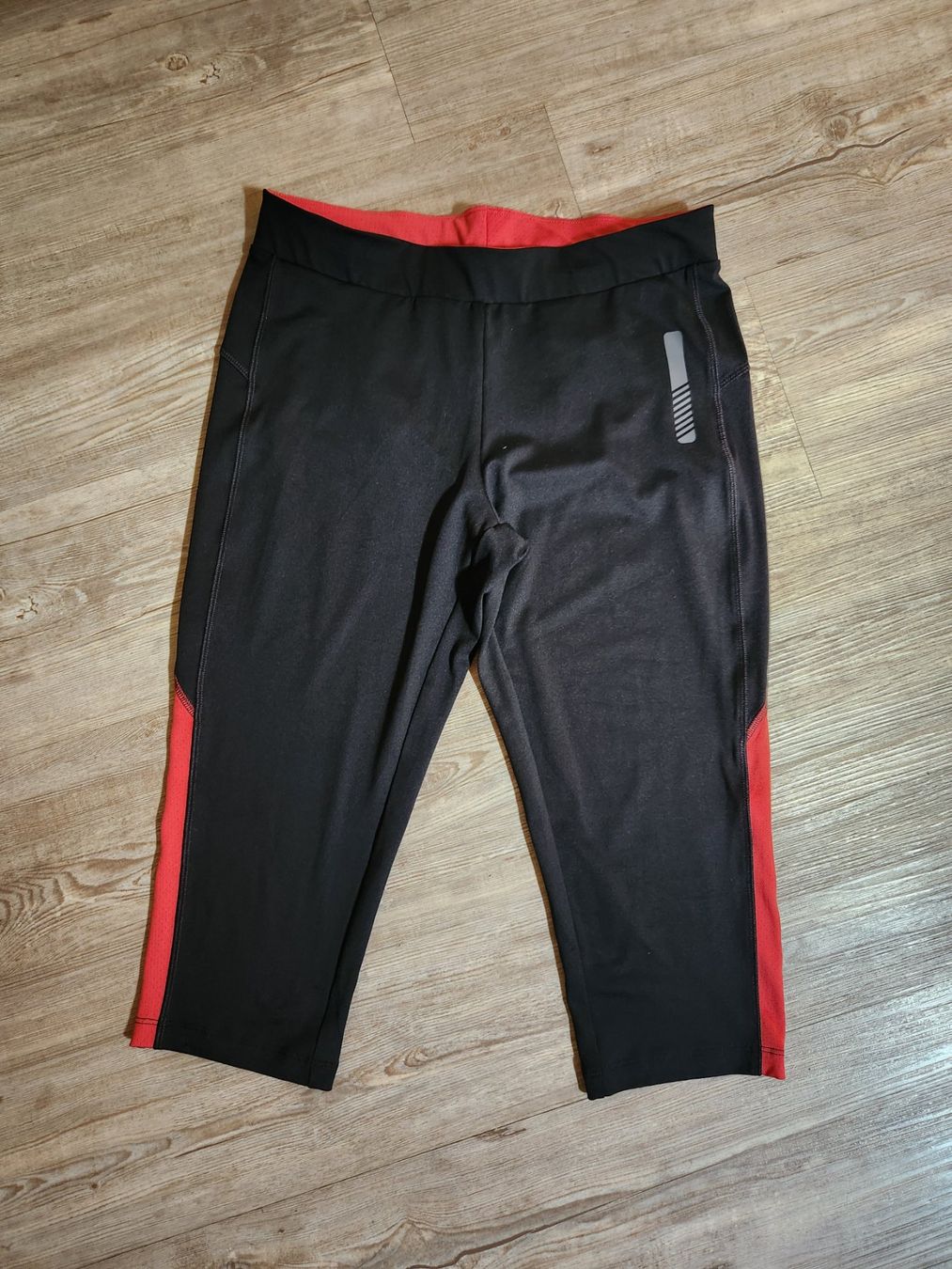 Leggings: Bequeme Sporthose Gr. 40/42 – Usato da Fanas venduto da Rurero03