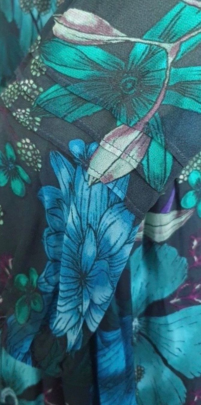 Nile Vestiti: Wunderschönes Kleid Nile S - neuwertig – Nuovo (secondo la descrizione) da Safenwil venduto da 2hand_aber_wertvoll 2