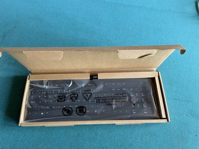 Tastiere: Tastatur HP USB Premium – Nuovo e nell'imballaggio originale da Konolfingen venduto da inf_gy82