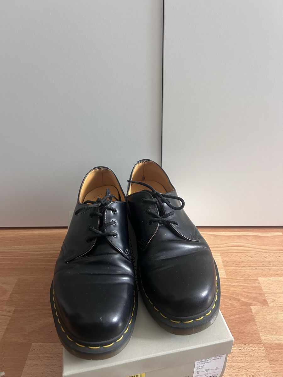 Dr. Martens Scarpe da uomo: Dr. Martens Pointure 42 Cuir Noir, Classiques! – Usato da La Chaux-de-Fonds venduto da nar_5tsv 1